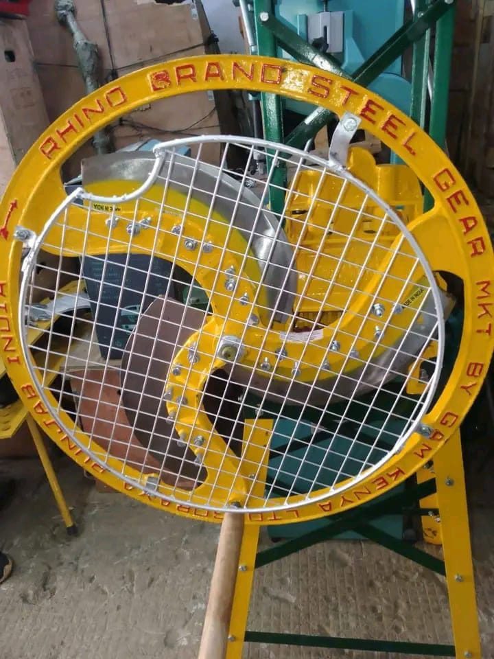 MANUAL 3 BLADE CHAFF CUTTER